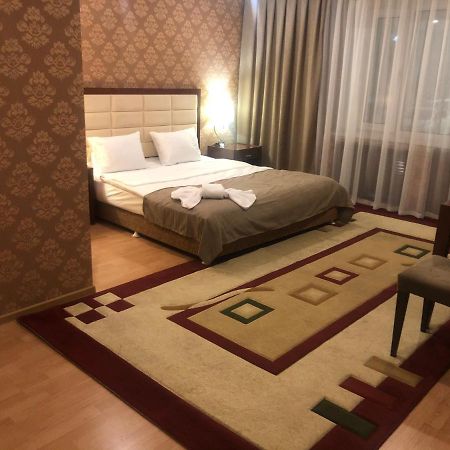 Hotel Inju Астана Екстериор снимка