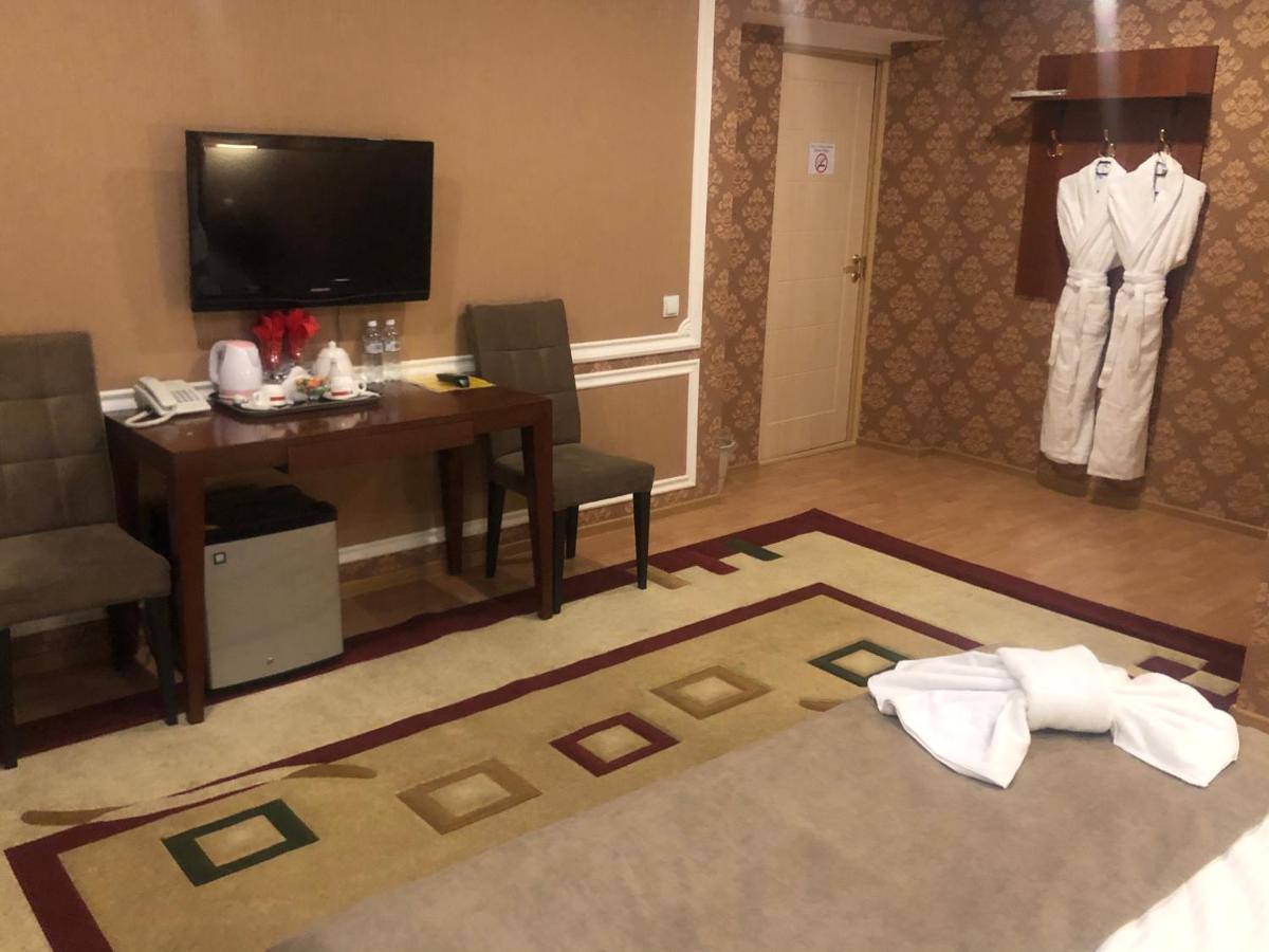 Hotel Inju Астана Екстериор снимка